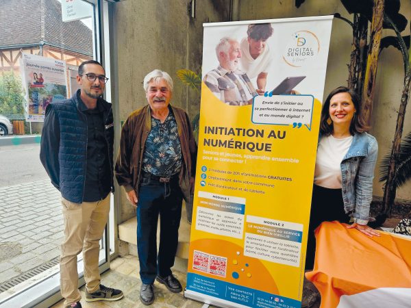 M. Pelletier, bénéficiaire de l'initiation au numérique