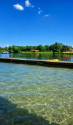 Le parc de loisirs de Brou accueille de nouveau les familles avec son bassin provisoire, ses jeux et ses nombreux espaces de détente tout au long de l'été.