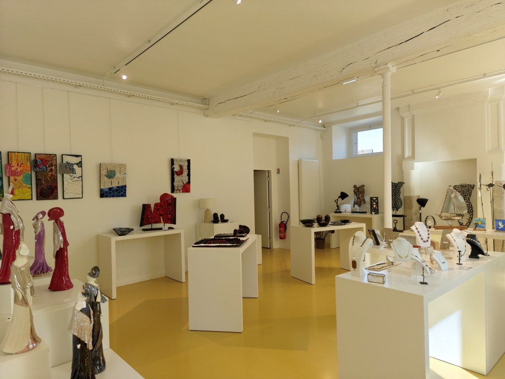 L'ancienne maison de retraite devenue Maison des artisans d'art. - Stéphane Gérault