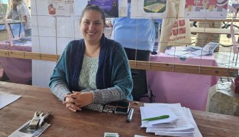 Lors du forum des associations, Marion a invité les Broutains à répondre au
questionnaire de la médiathèque.