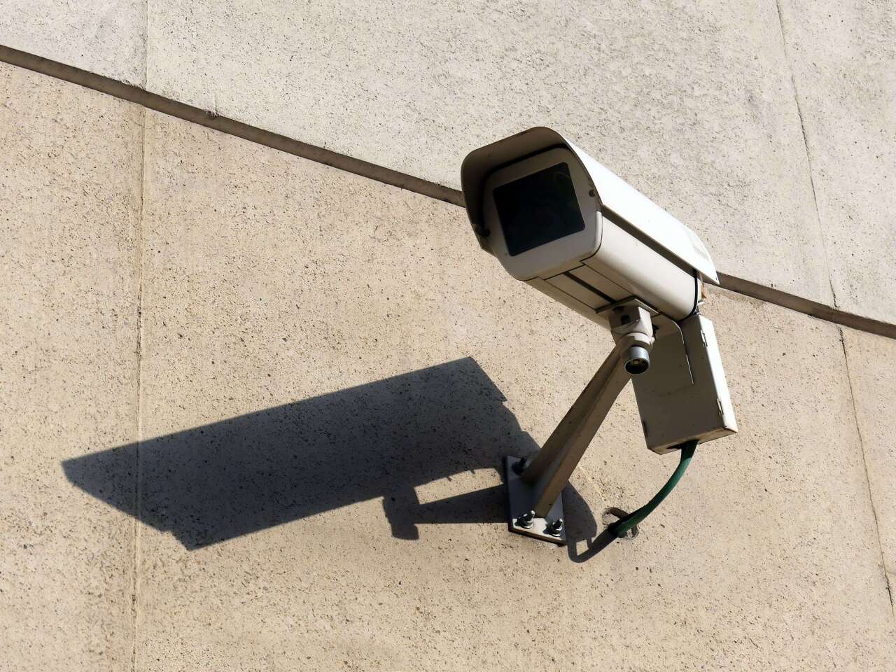 Cet été, face aux incivilités, le maire a annoncé 35 000 euros d'investissements dans la vidéoprotection.